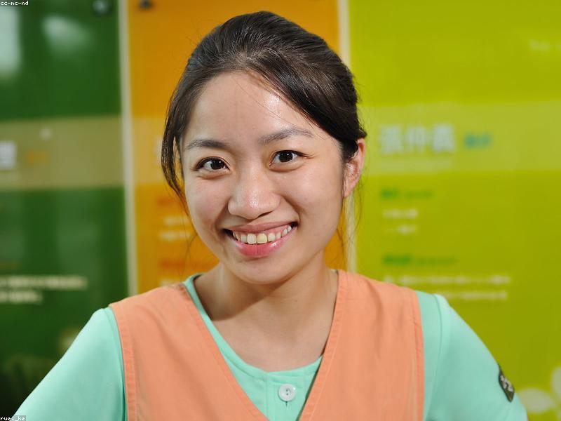 藥局架上常見的幾種口服藥,樂威壯的包裝通常顯眼